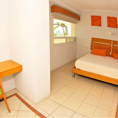 Camino Real Manzanillo Hotel Bagian luar foto