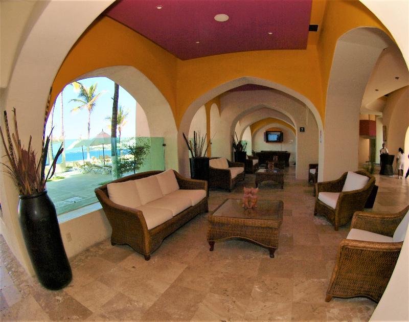 Camino Real Manzanillo Hotel Bagian luar foto