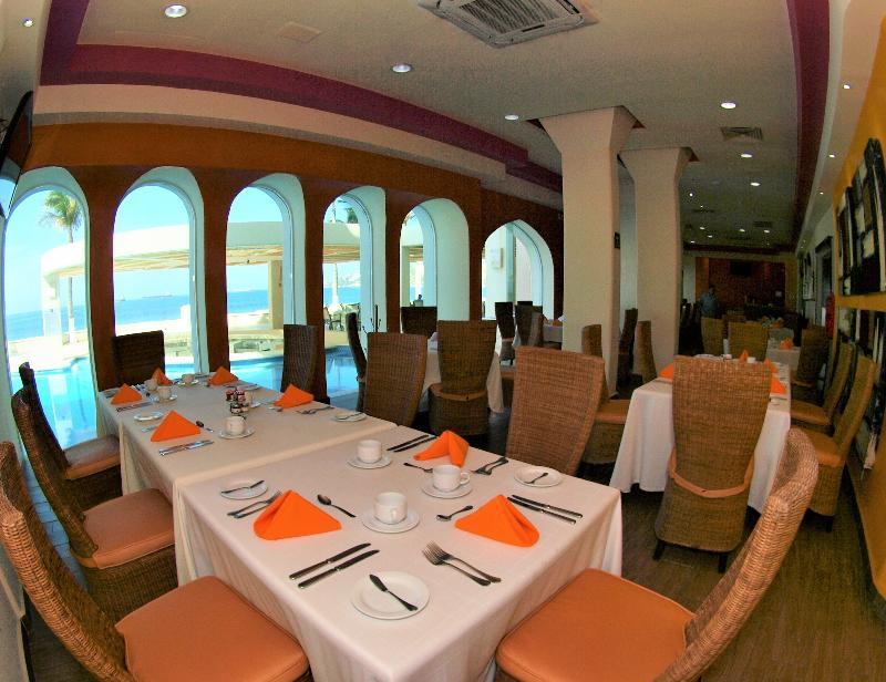 Camino Real Manzanillo Hotel Bagian luar foto